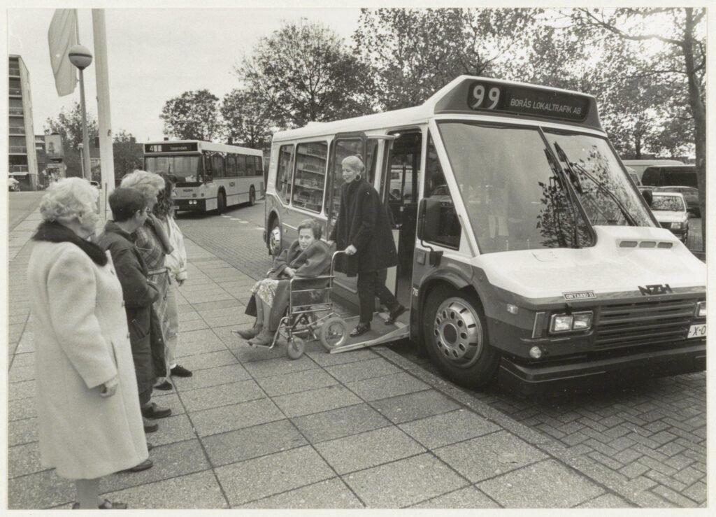 MULTIBUS overtakes VW’s MULTIVAN